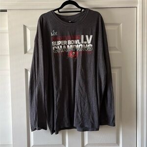 Tampa Bay Buccaneers Men’s Super Bowl Champions Gray Long Sleeve Shirt
